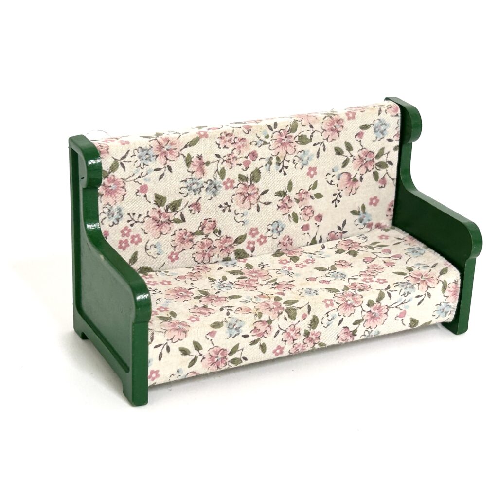 [used] Vintage Green Sofa Sylvanian Families Calico Critters