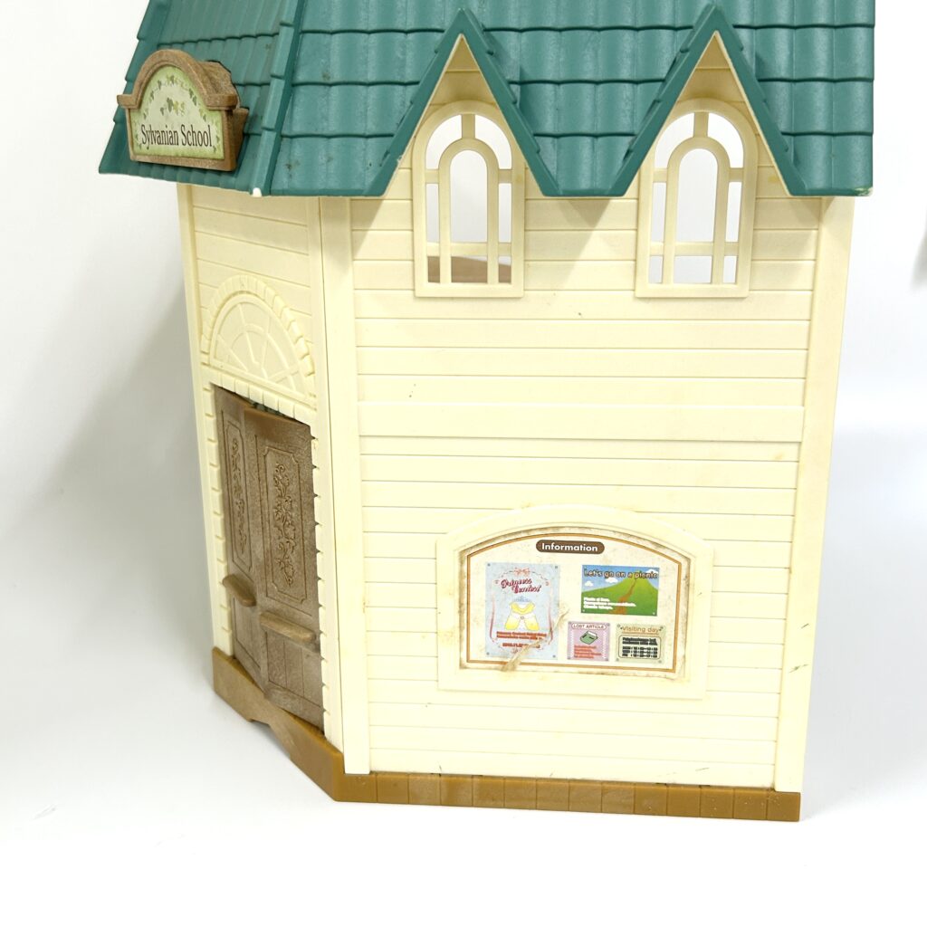 [used] Forest Clock Tower School Gift Set. Sylvanian Families Calico Critters