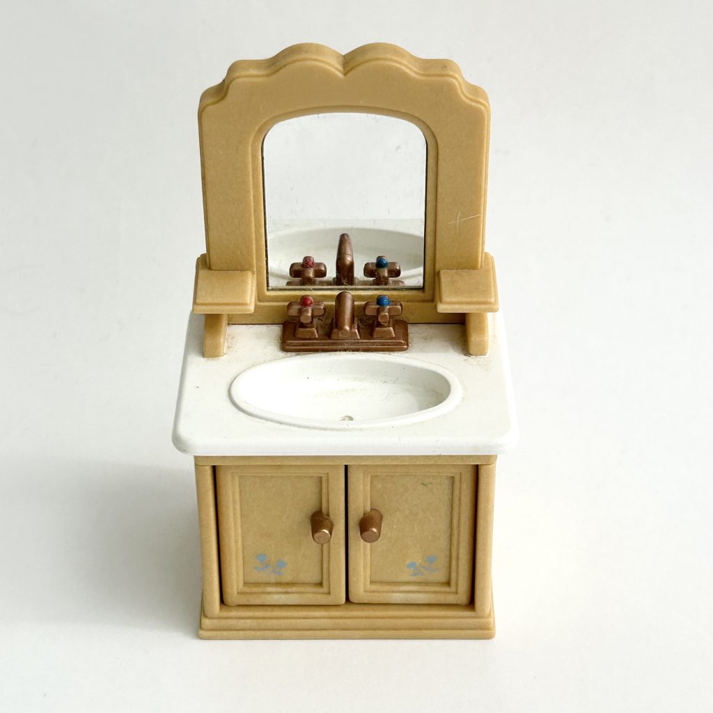 [used] Washstand Sylvanian Families Calico Critters
