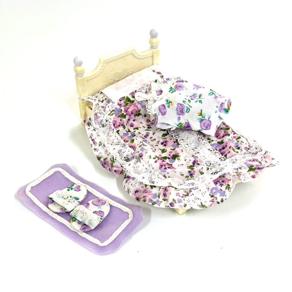 [used] Lavender Bed Set Sylvanian Families Calico Critters