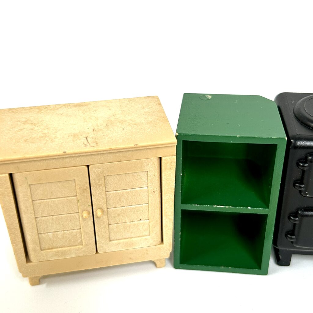 [used] Vintage Green Kitchen Sylvanian Families Calico Critters