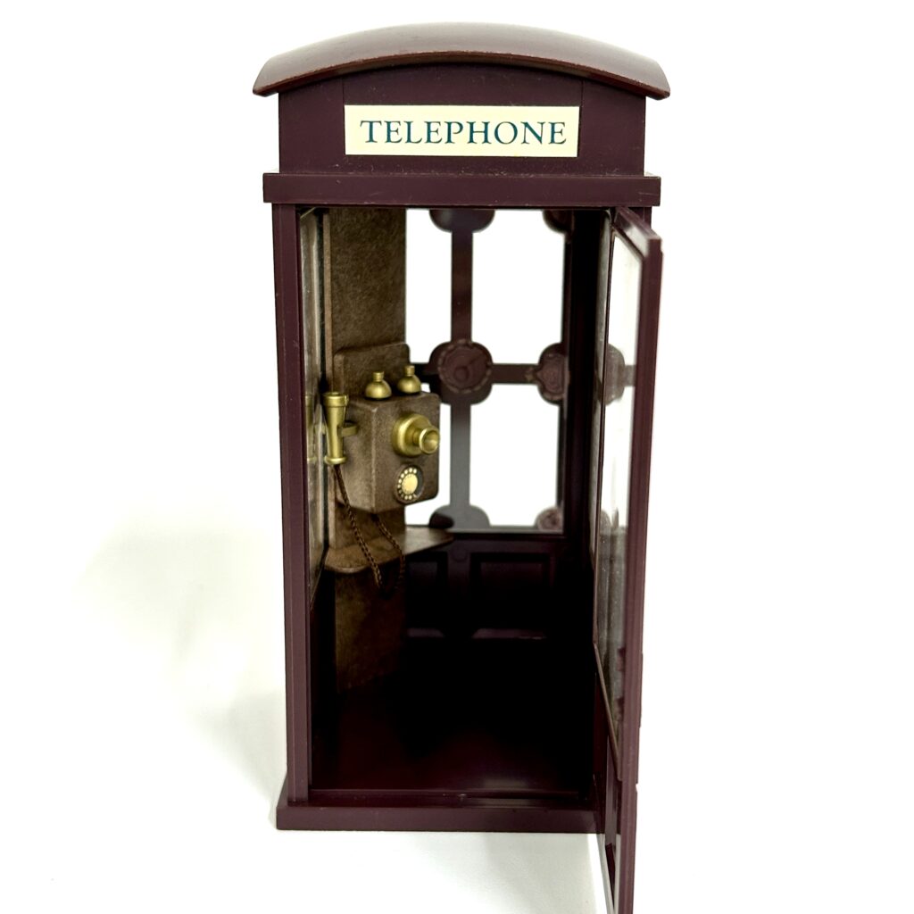 [used] Telephone Box Sylvanian Families Calico Critters