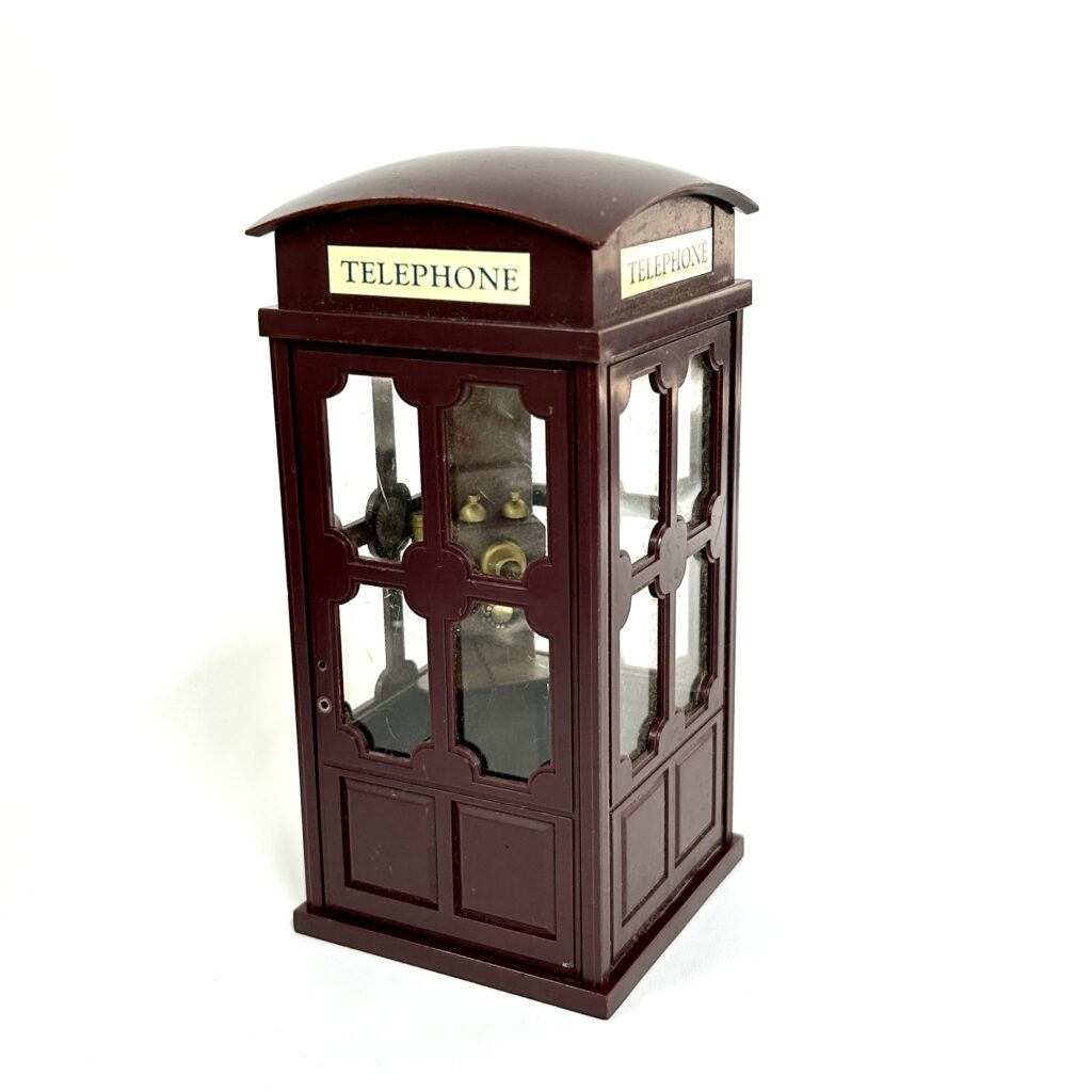 [used] Telephone Box Sylvanian Families Calico Critters