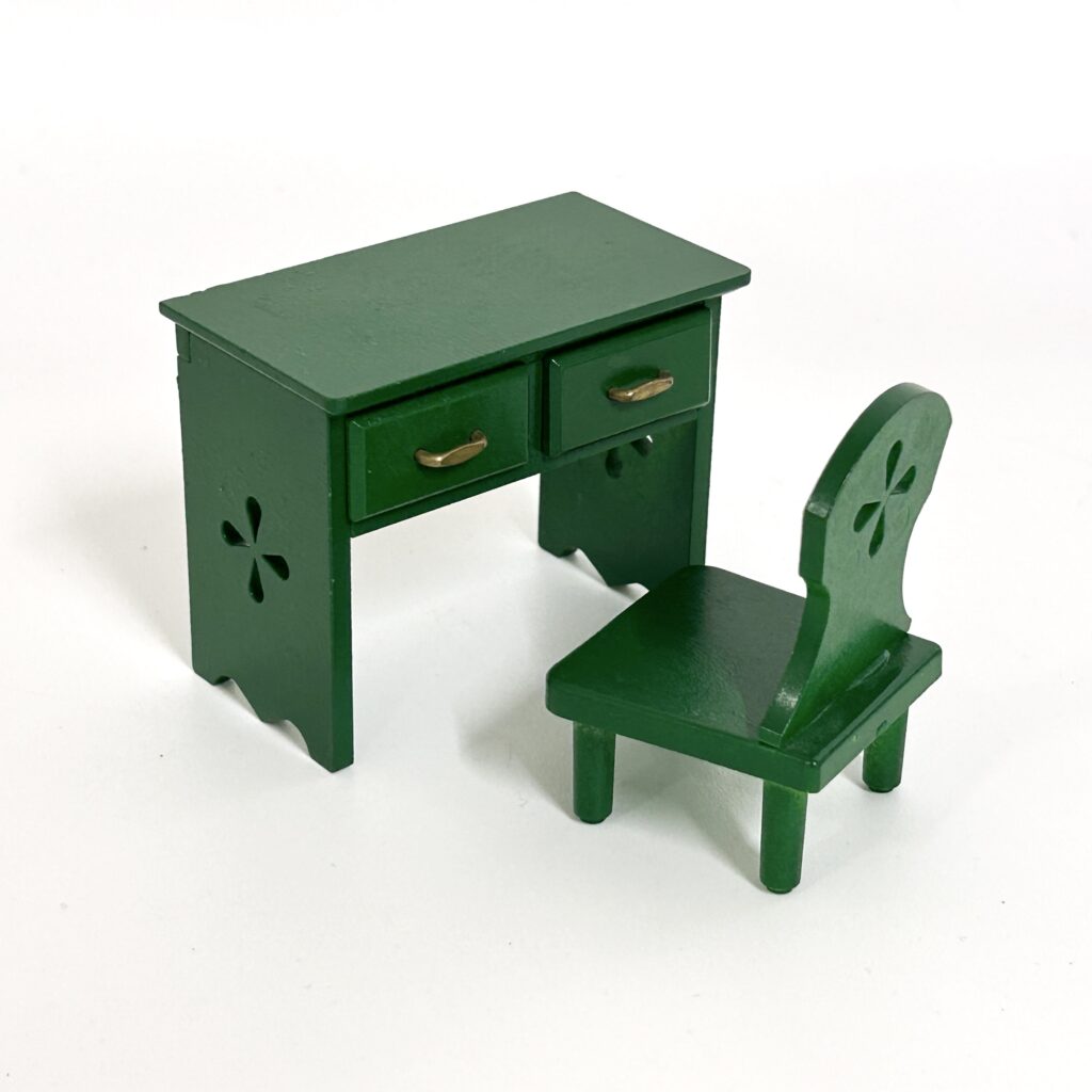 [used] Vintage Green Table Chair Set KA-20 Sylvanian Families Calico Critters