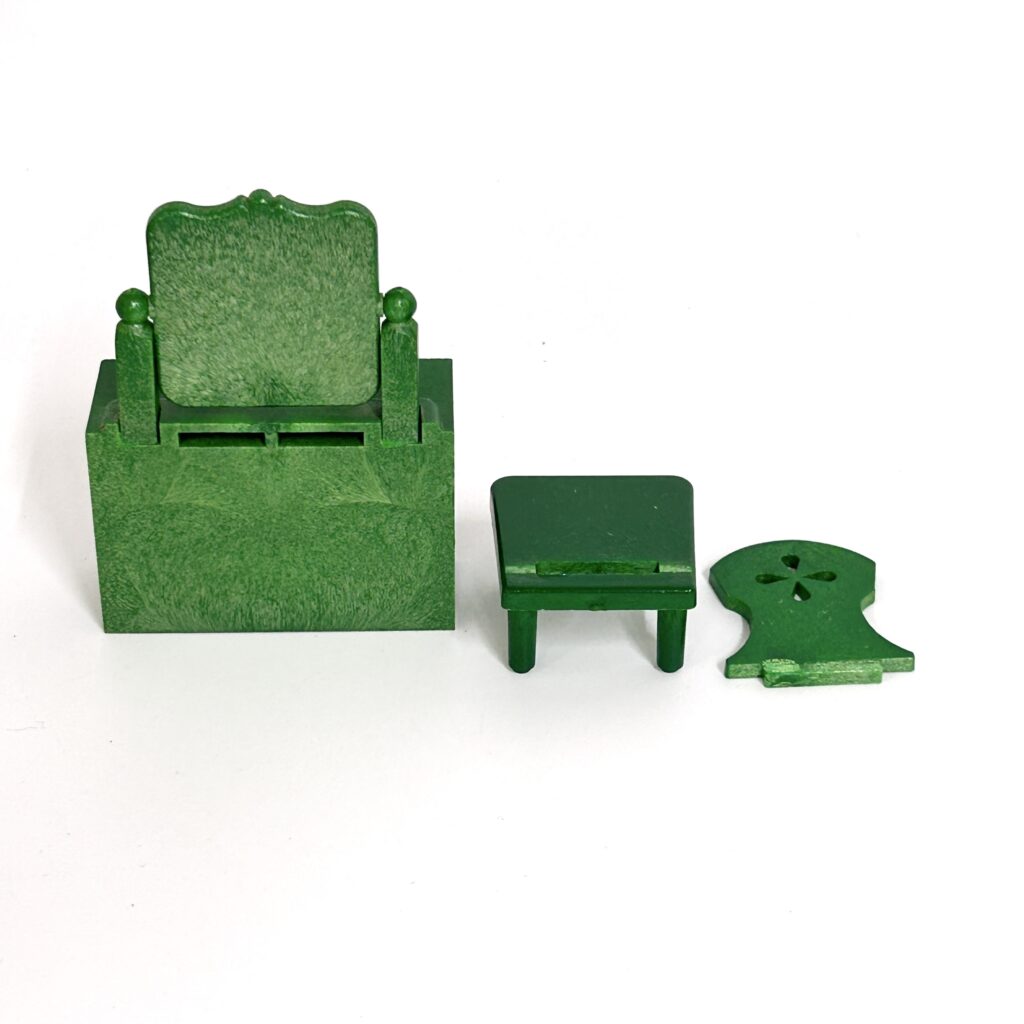 [used] Vintage Green Vanity Sylvanian Families Calico Critters