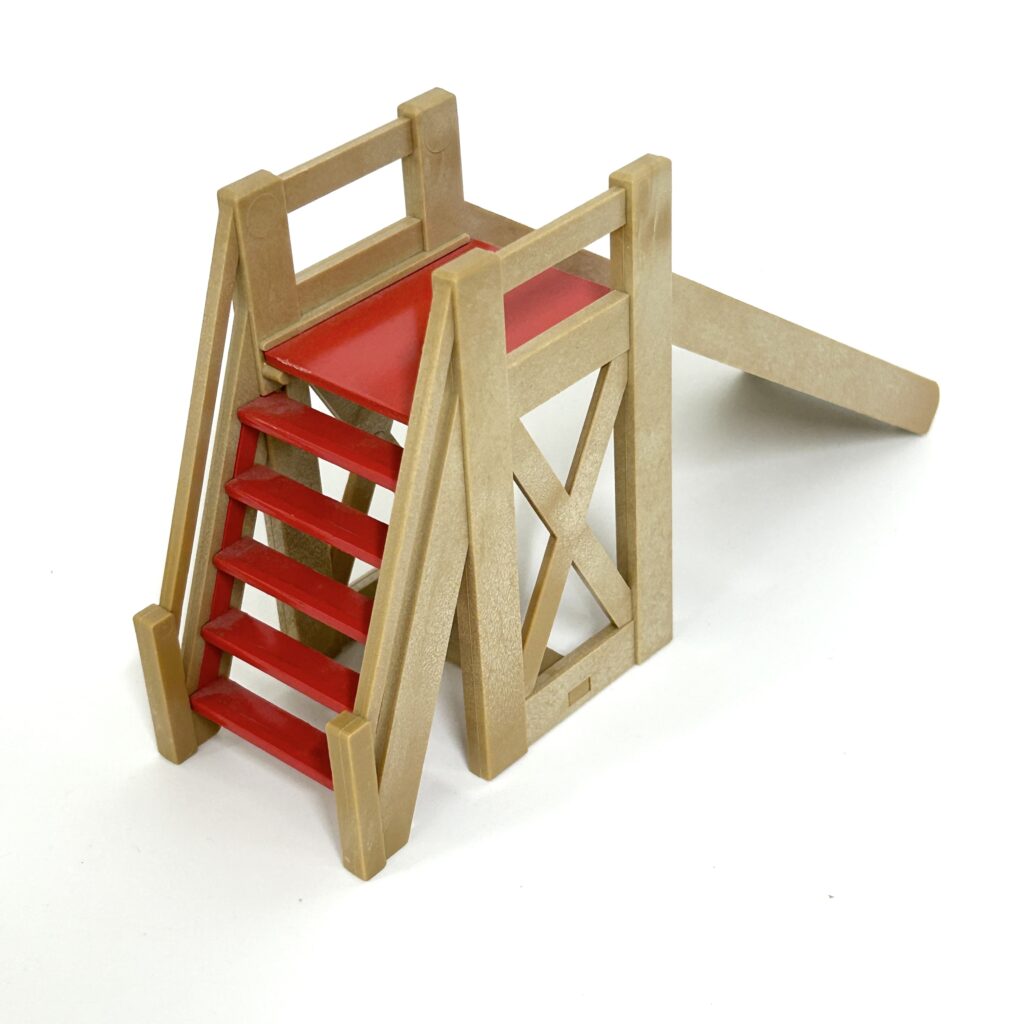 [used] VIntage Red Slide Sylvanian Families Calico Critters