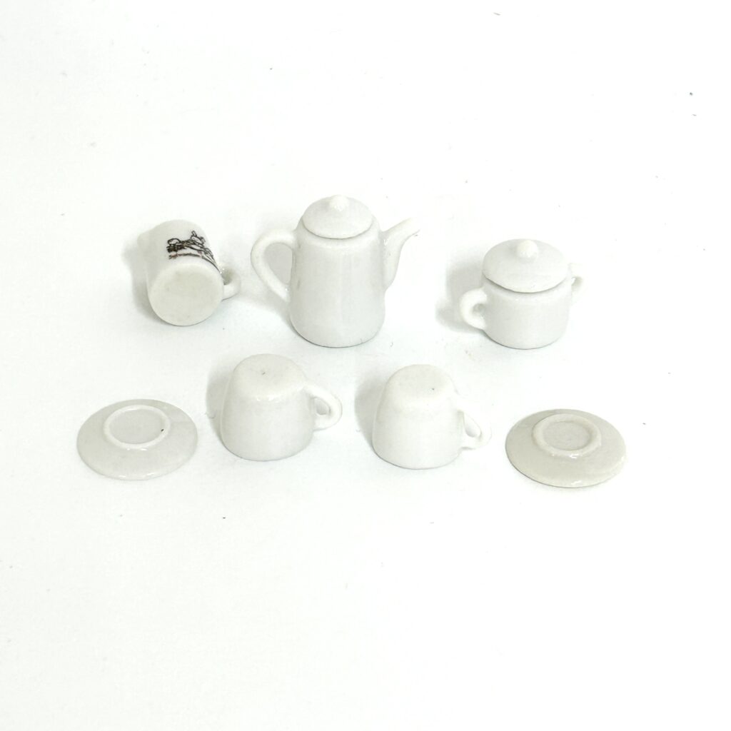 [used] Vintage Ceramic Tea Set 1985 KA-16 Sylvanian Families Calico Critters