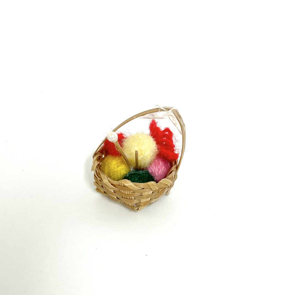 [used] Vintage Miniature Collection Yarn Sylvanian Families Calico Critters