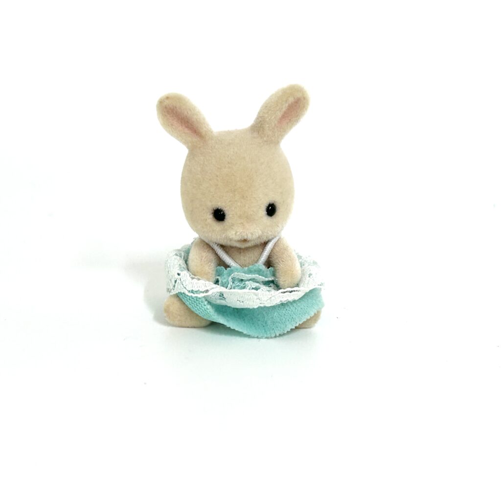 [used] Baby Milk Rabbit Sylvanian Families Calico Critters