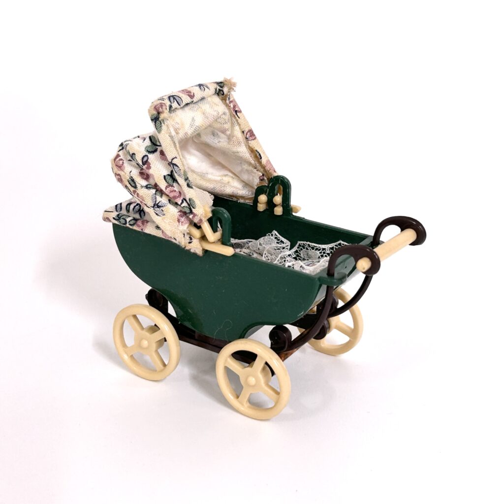 [used] Vintage Green Stroller 1985 KA-15 Sylvanian Families Calico Critters