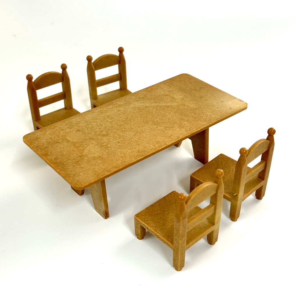 [used] Dinning Table Set Sylvanian Families Calico Critters
