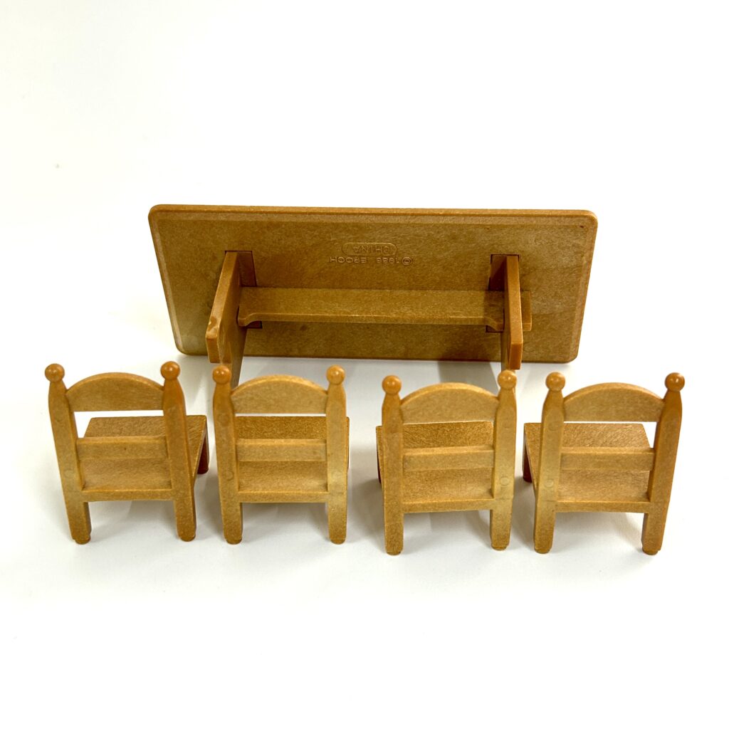 [used] Dinning Table Set Sylvanian Families Calico Critters