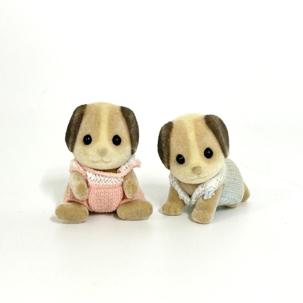 [used] Beagle Twins Sylvanian Families Calico Critters