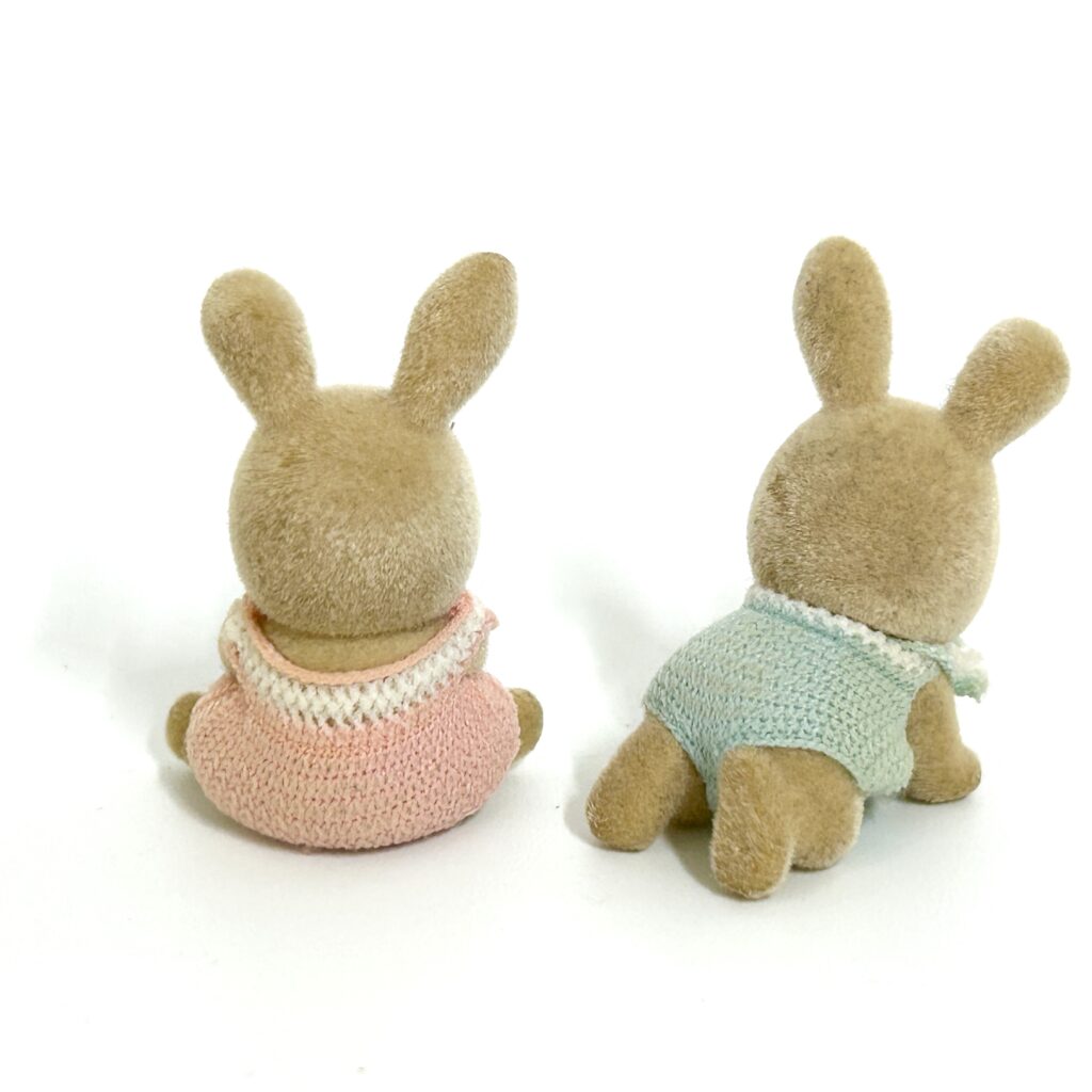 [used] Ivory Rabbit Twins Sylvanian Families Calico Critters