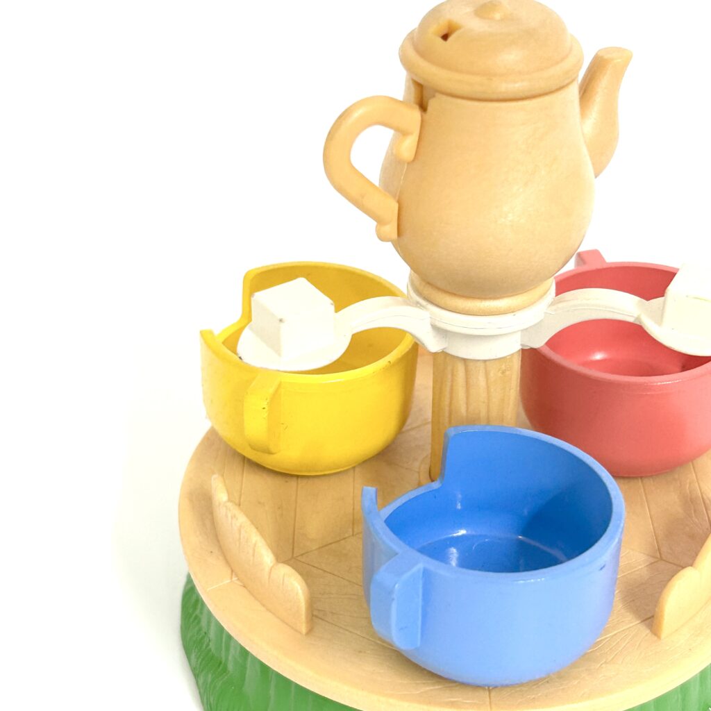 [used] Vintage Amusement Coffee Cup 1994 KO-25 Sylvanian Families Calico Critters