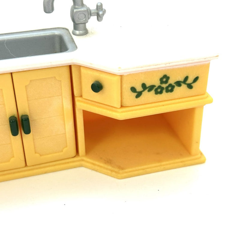 [Used] KITCHEN FURNITURE SET Calico Criters Epoch Japan Sylvanian Families