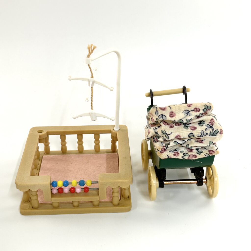 [used] Baby Room Set Sylvanian Families Calico Critters