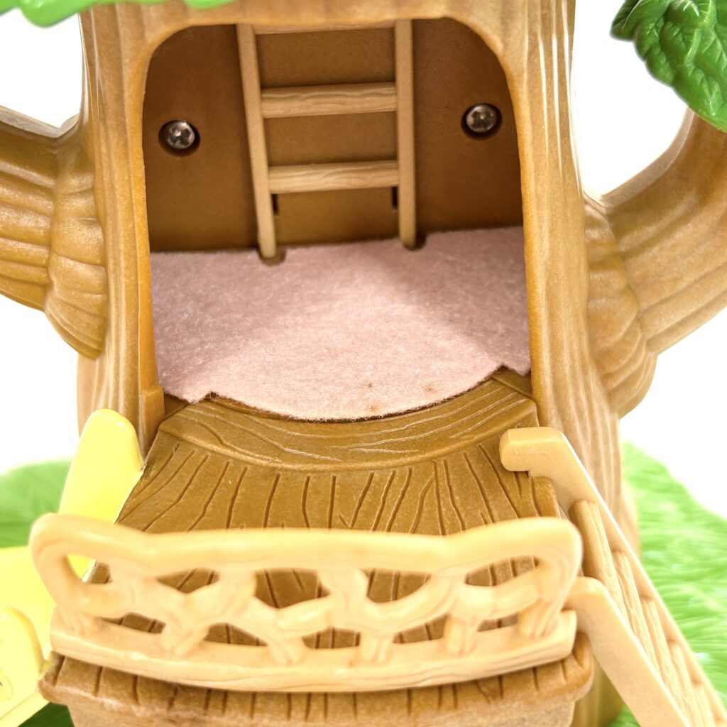 [used] Baby Square Clock Tree House Sylvanian Families Calico Critters