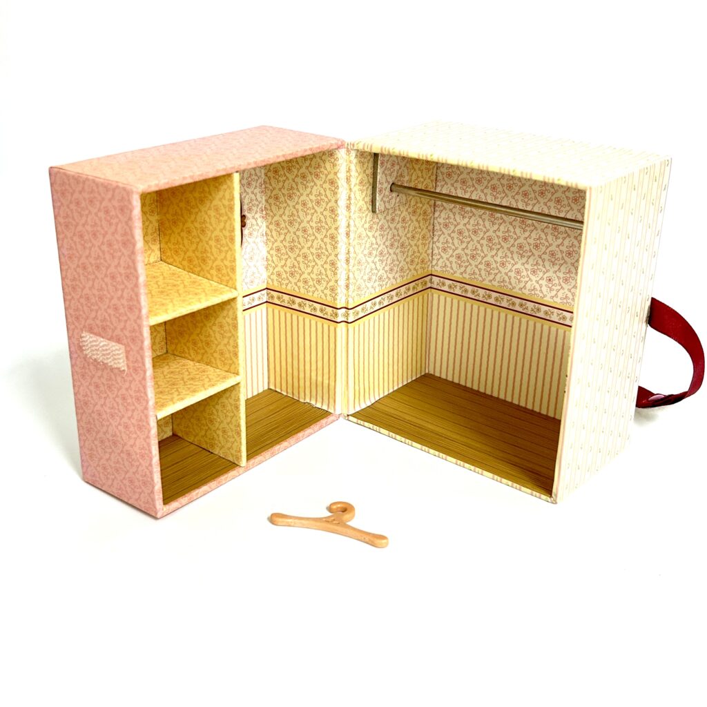 [used] Fan Club Fashion Box Sylvanian Families Calico Critters