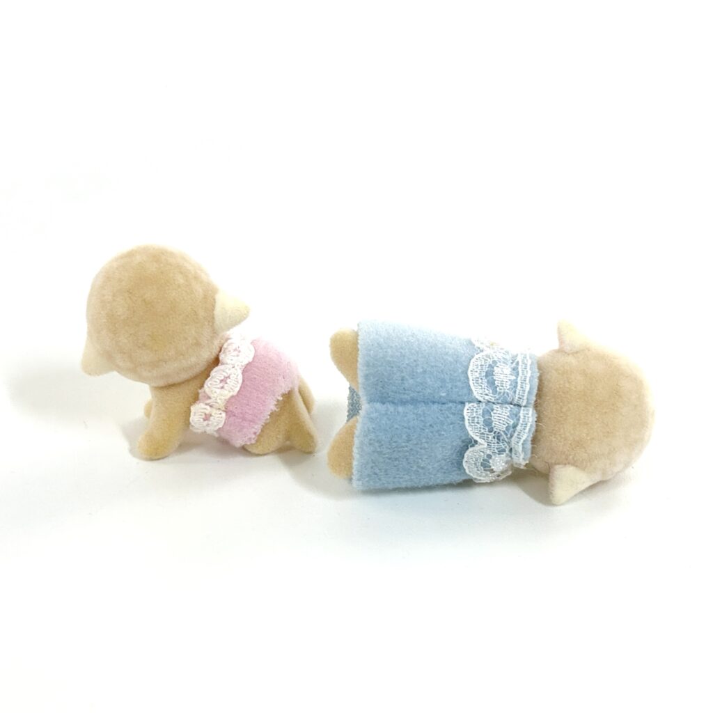 [used] Sleeping Sheep Twins 2005 HI-06 Sylvanian Families Calico Critters