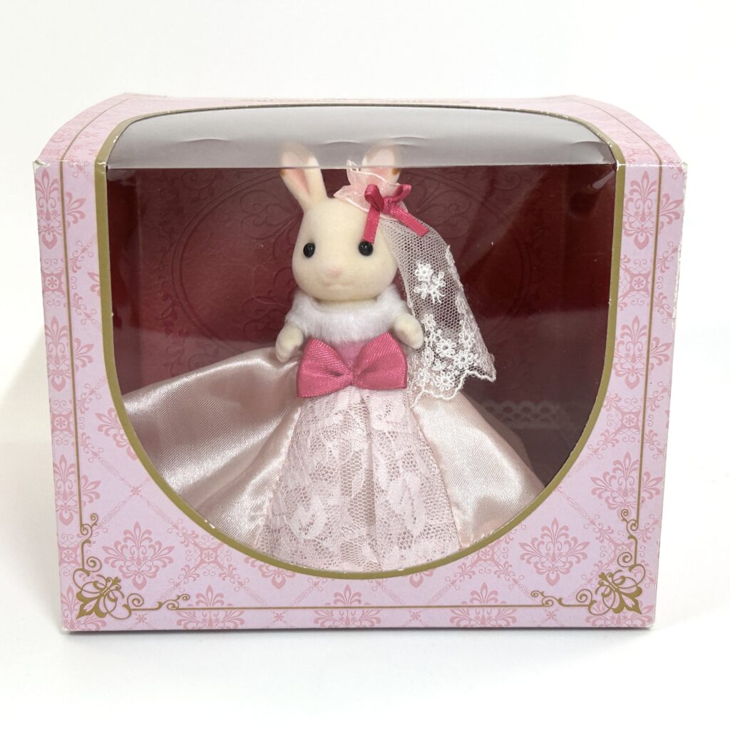 [used] Chocolate Rabbit Special Dress Fujikyu Shareholder Perk 2021 Sylvanian Families Calico Critters