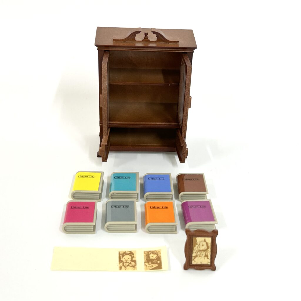 [used] Urban Life Bookshelf Set A-03 Sylvanian Families Calico Critters