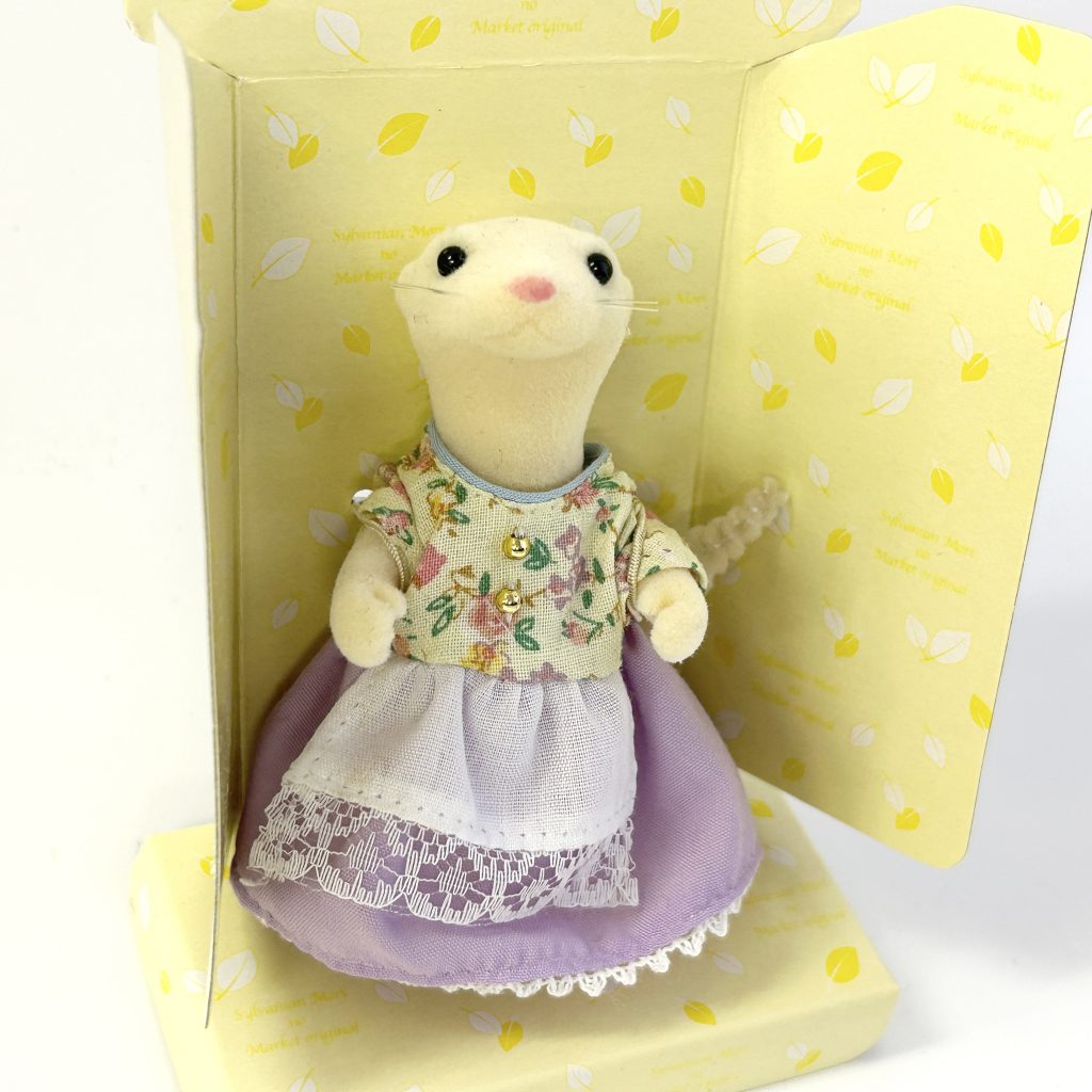 [used] Forest Market Ermine Mother 2004 Sylvanian Families Calico Critters