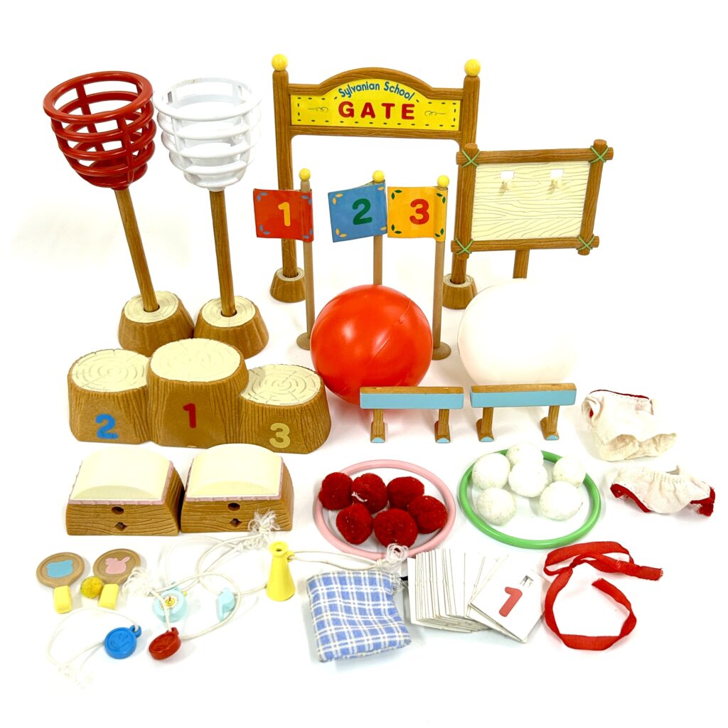 [used] Vintage School Sports Day Set 1998 S-08 Sylvanian Families Calico Critters