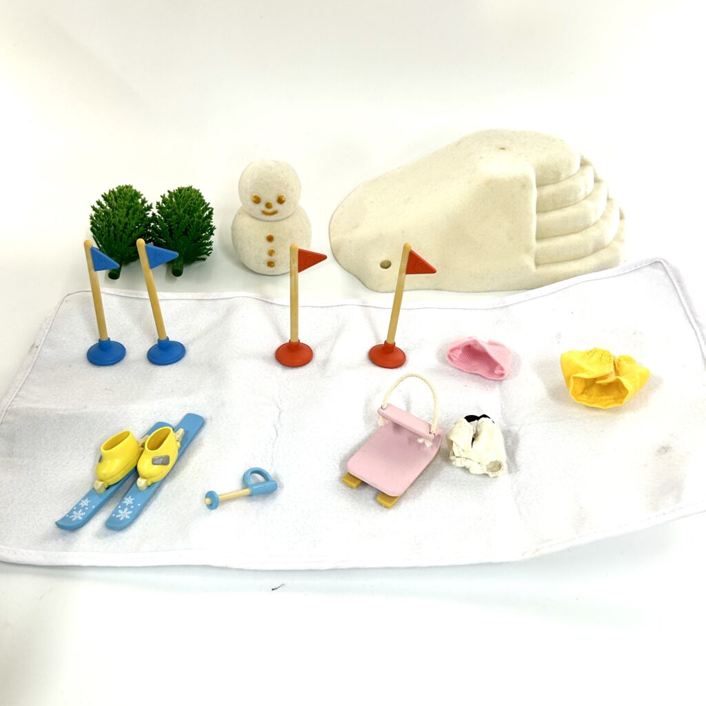 [used] Ski Set P-04 Sylvanian Families Calico Critters