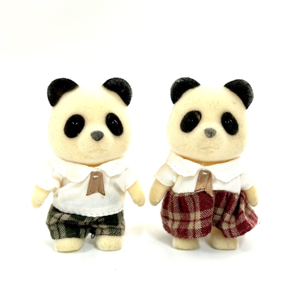 [used] Panda Boy and Girl Sylvanian Families Calico Critters