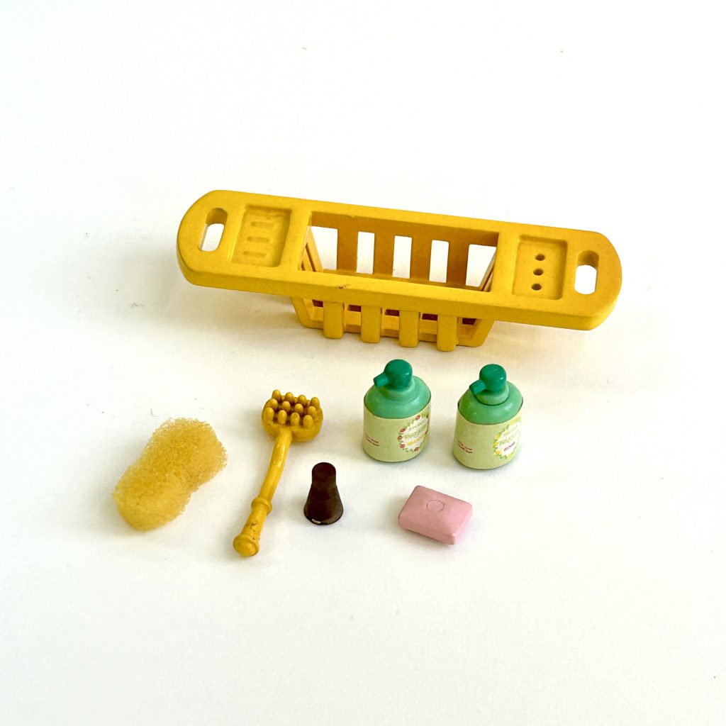 [d'occasion] Ensemble de salle de bain Sylvanian Families Calico Critters