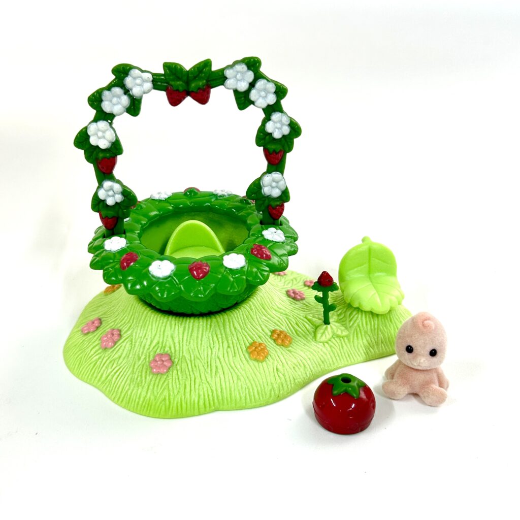 [used] Misty Forest Strawberry Of The Valley Fairy Set 2010 F-34 Sylvanian Families Calico Critters