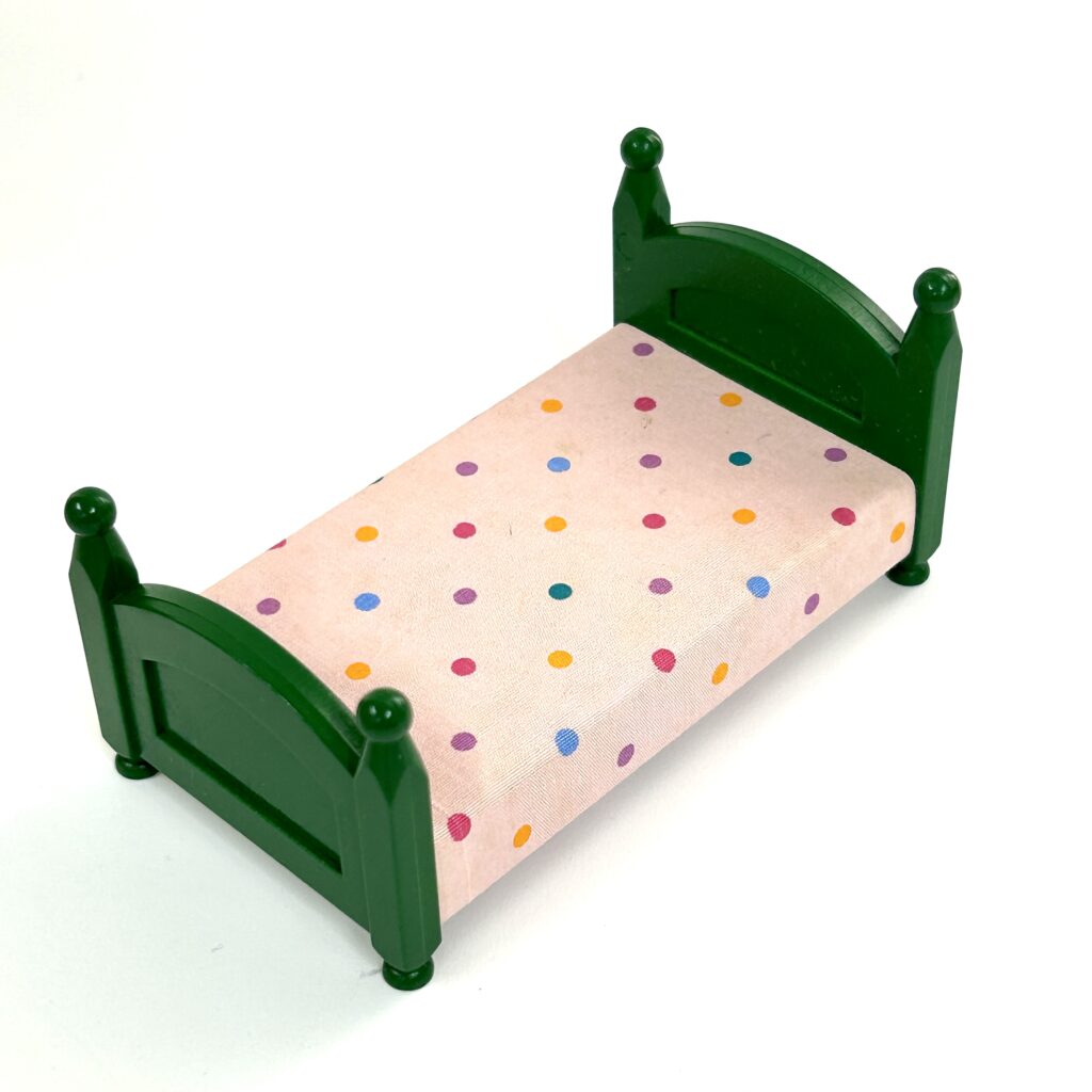 [used] Vintage Green Bed Sylvanian Families Calico Critters