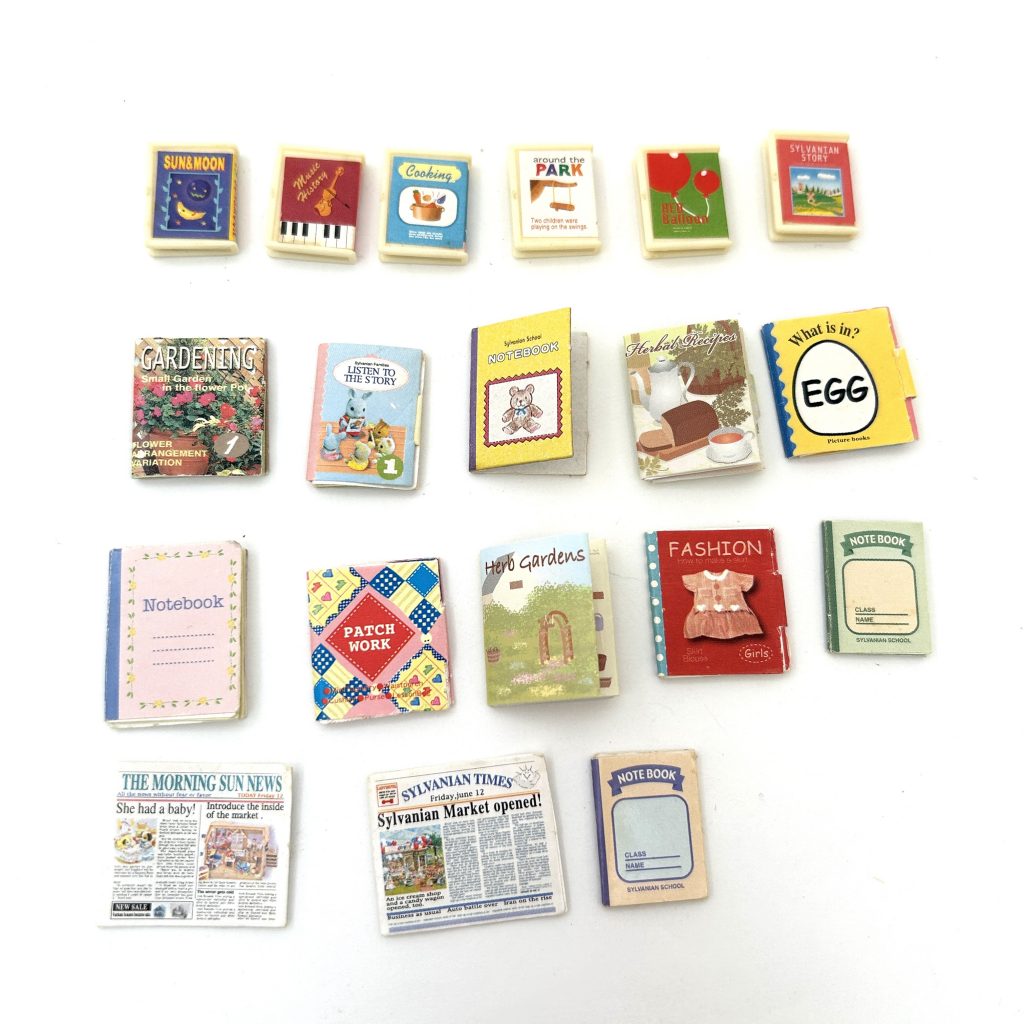 [Used] BOOK NOTEBOOK NEWSPAPER MAGAZINE SET Epoch Japan Sylvanian Families