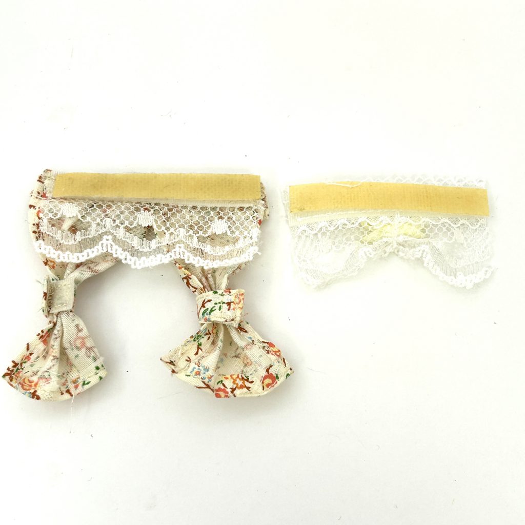 [Used] CURTAIN Epoch Japan Sylvanian Families