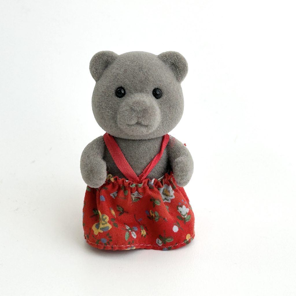 [used] Gray Bear Girl Reproduction version KU-13 Sylvanian Families Calico Critters