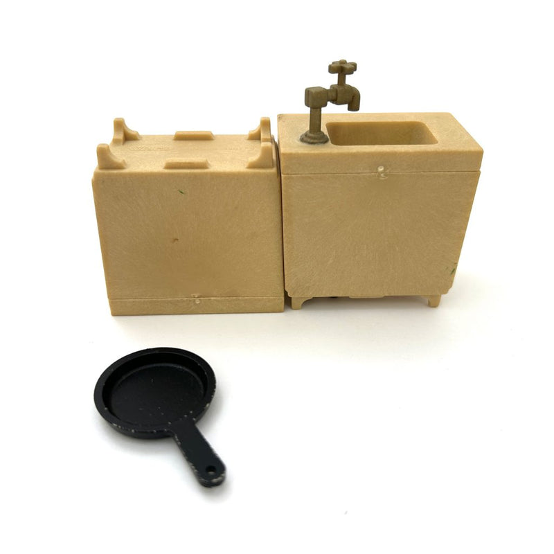 [Used] KITCHEN FURNITURE ACCESSORY SET Epoch Japan Sylvanian Families
