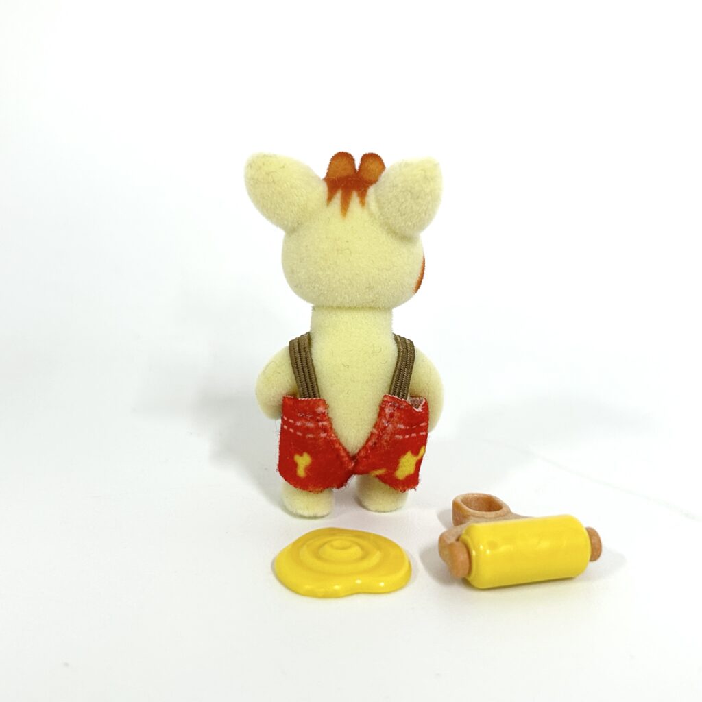 [used] Baby Craft Lovers Series Giraffe Baby With Paint Roller 2025 Sylvanian Families Calico Critters