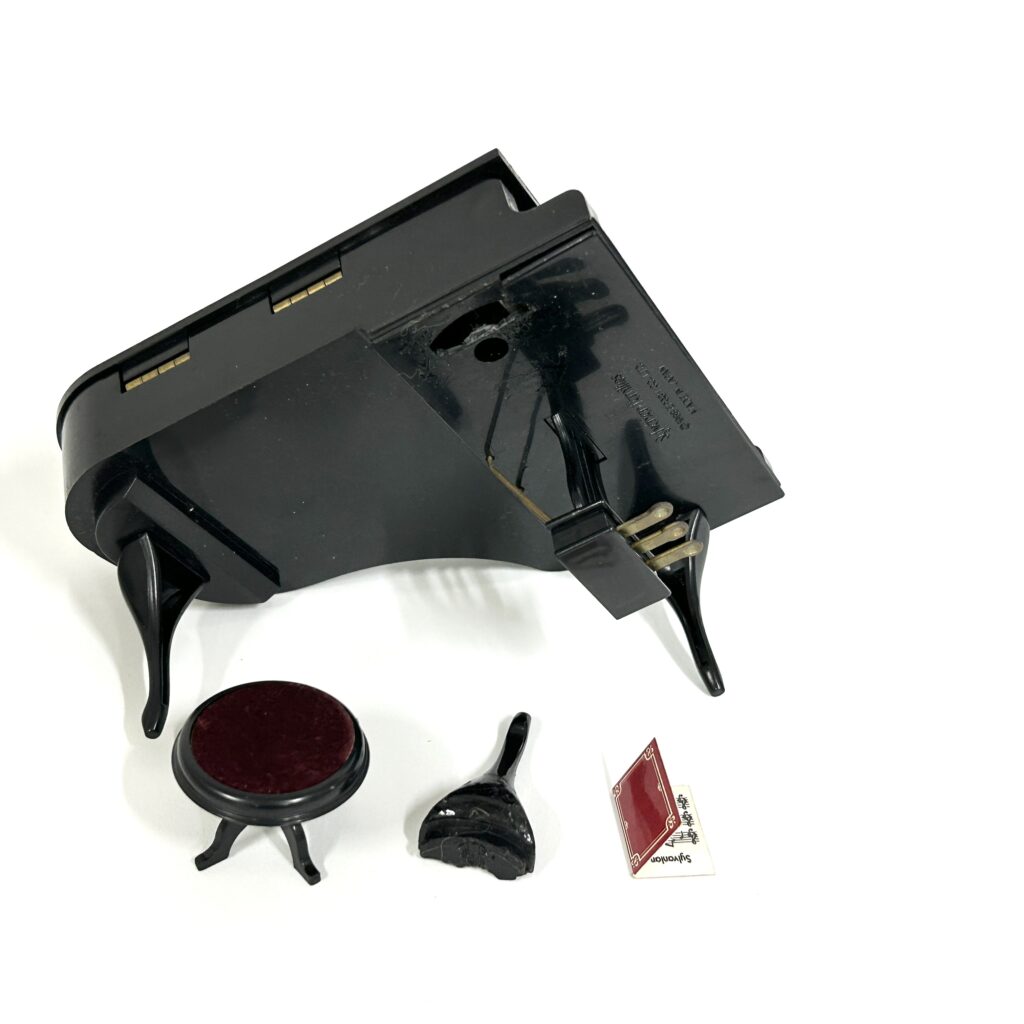 [used] Urban Life Grand Piano Black A-16 Sylvanian Families Calico Critters