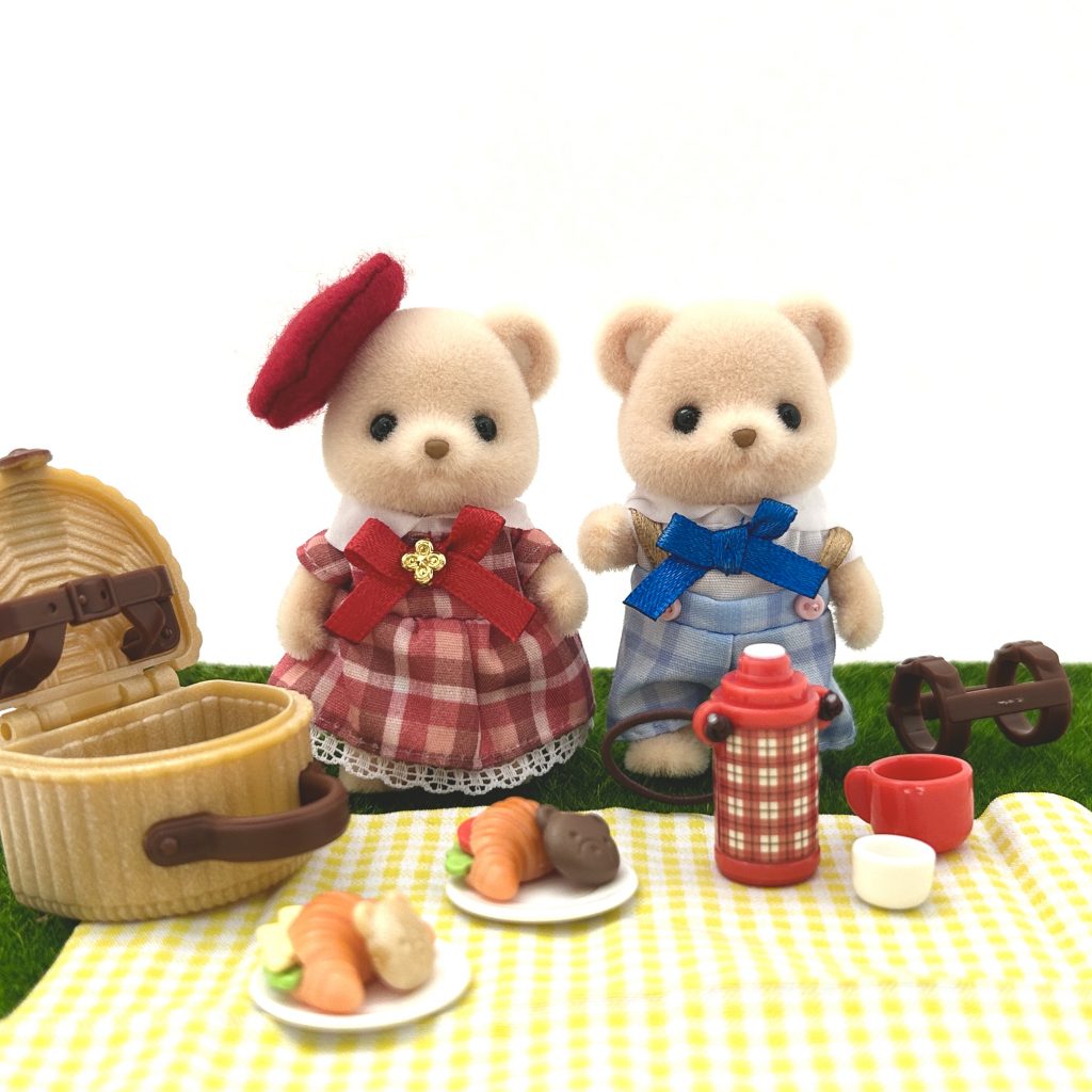 Biscuit Bear Siblings Picnic Lunch 2025 FS-60 Sylvanian Families Calico Critters