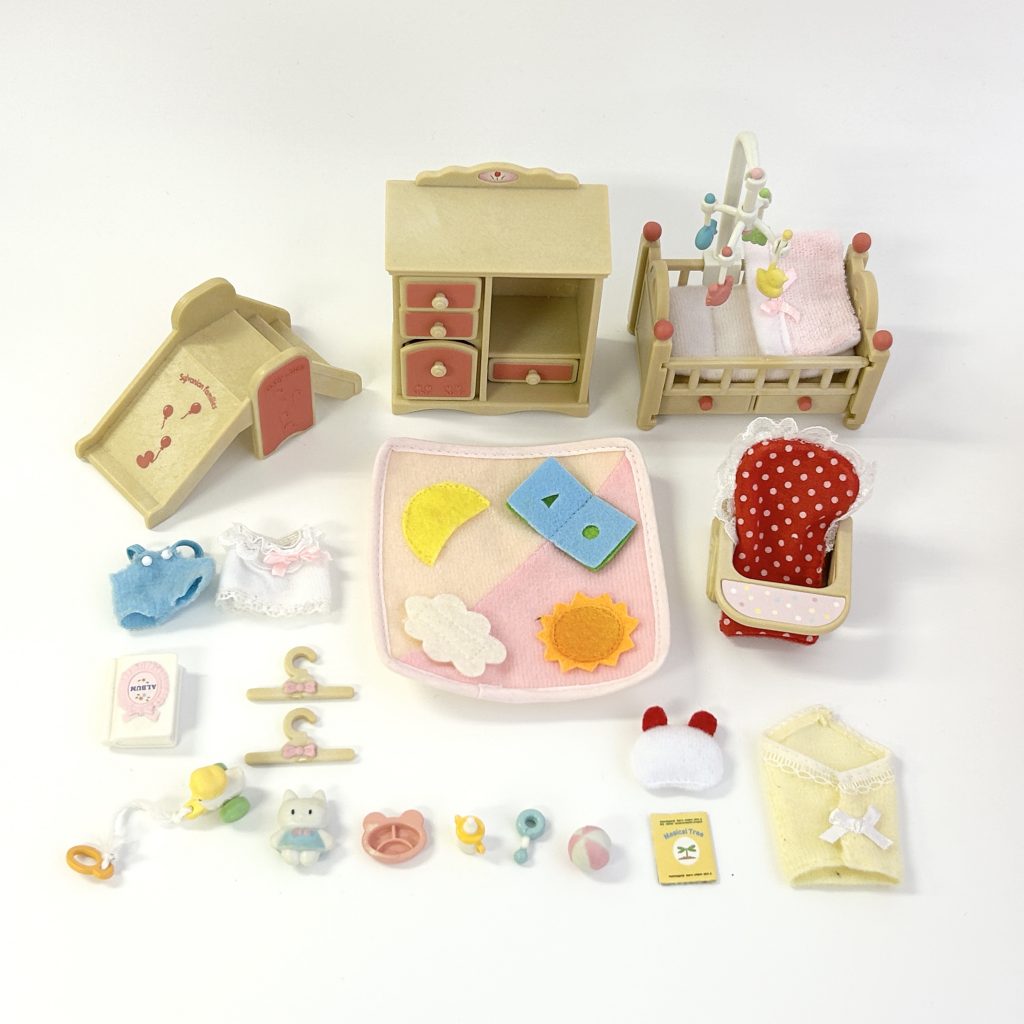 [used] Baby Room Set SE-153 Sylvanian Families Calico Critters