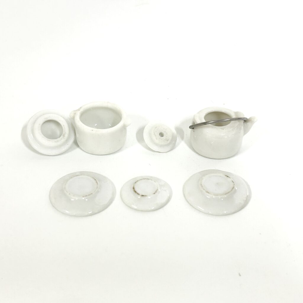 [used] Vintage Ceramic Kitchenware Set 1985 KA-17 Sylvanian Families Calico Critters