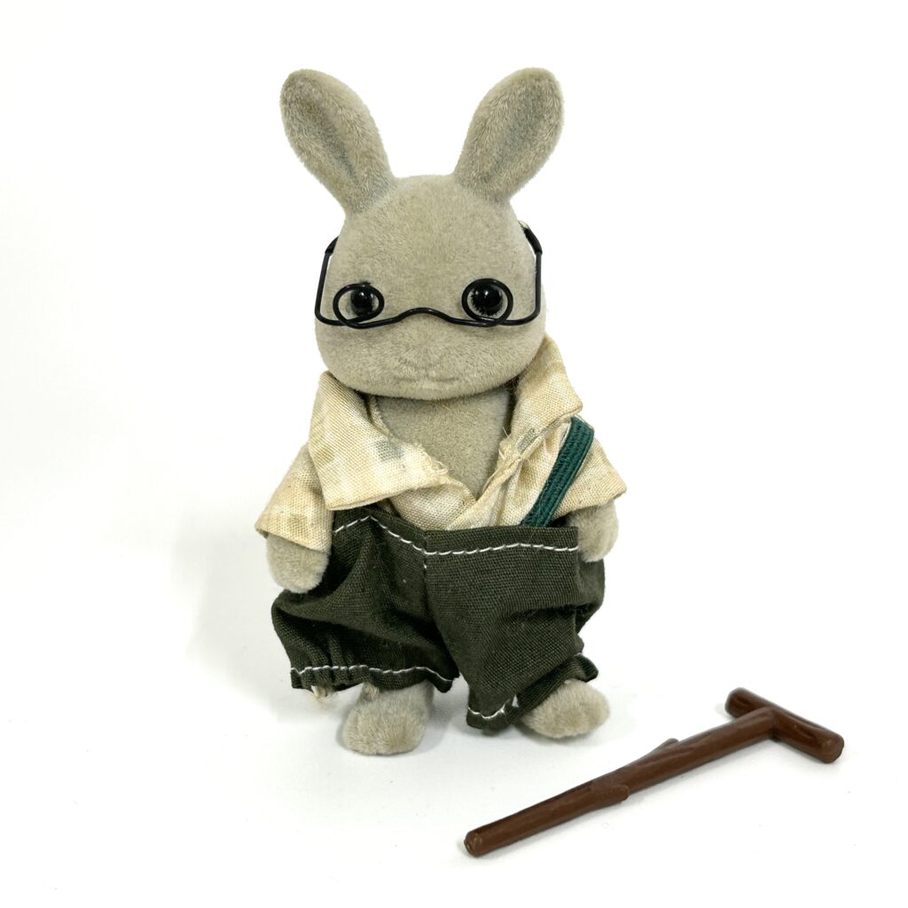 [used] Vintage Grey Rabbit Grandfather Sylvanian Families Calico Critters