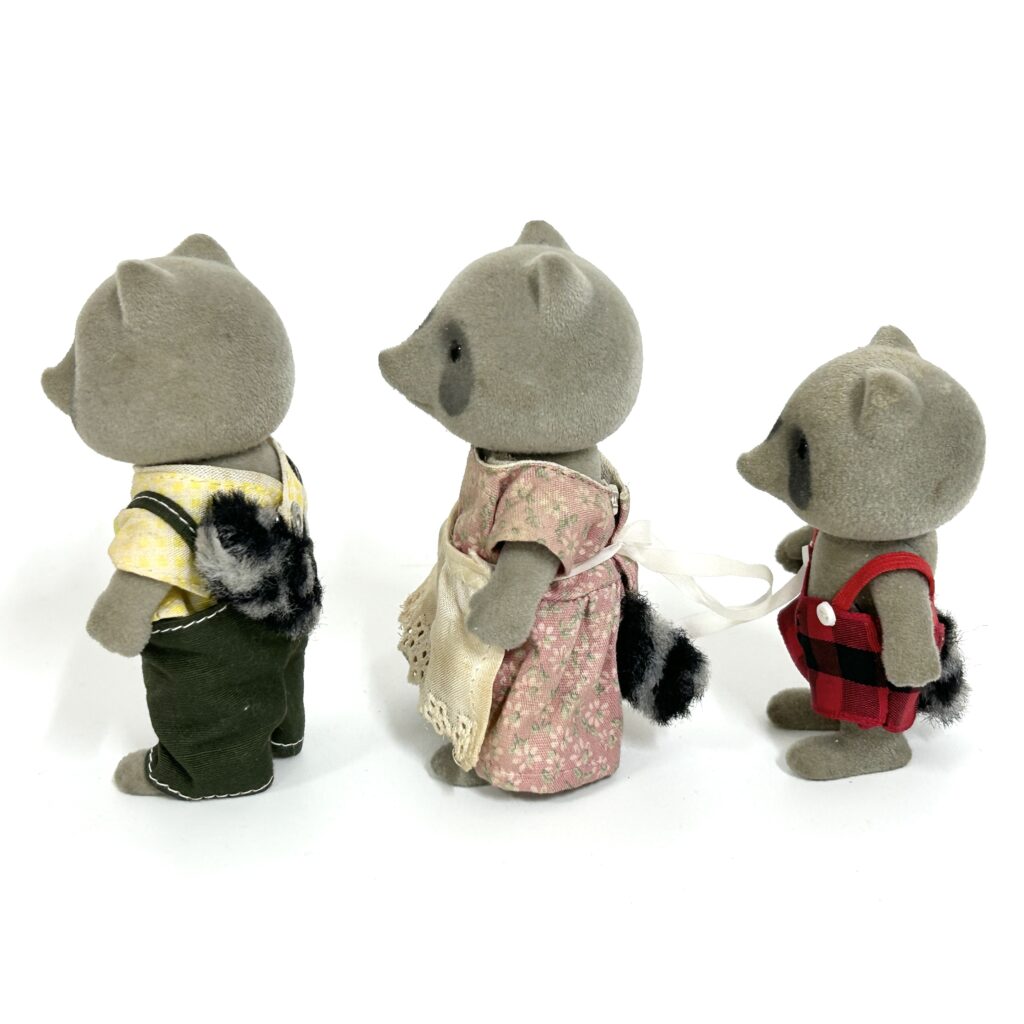 [used] Vintage Raccoon Family 1986 Sylvanian Families Calico Critters