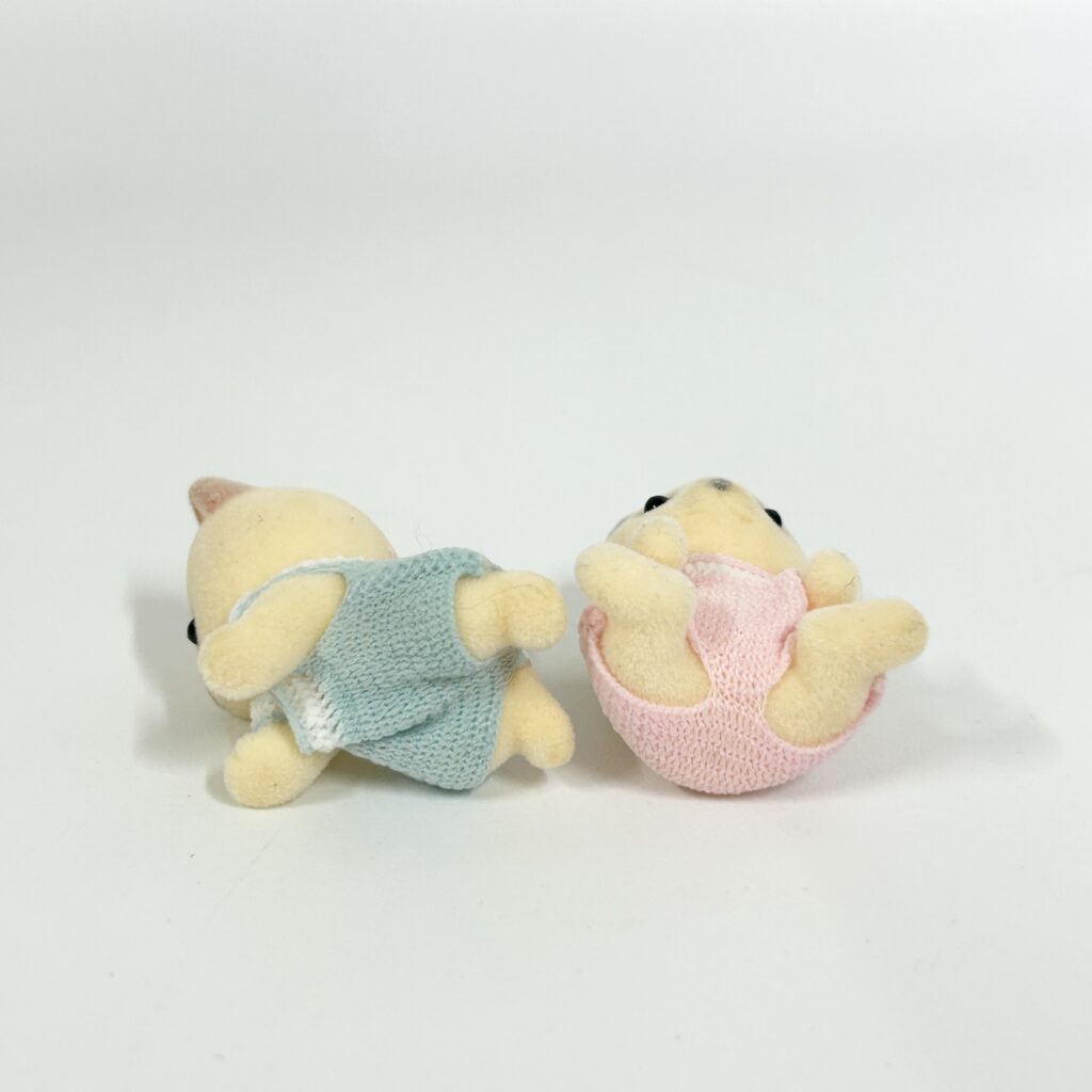 [used] Vintage Whiskers Spotted Cat Twins Sylvanian Families Calico Critters