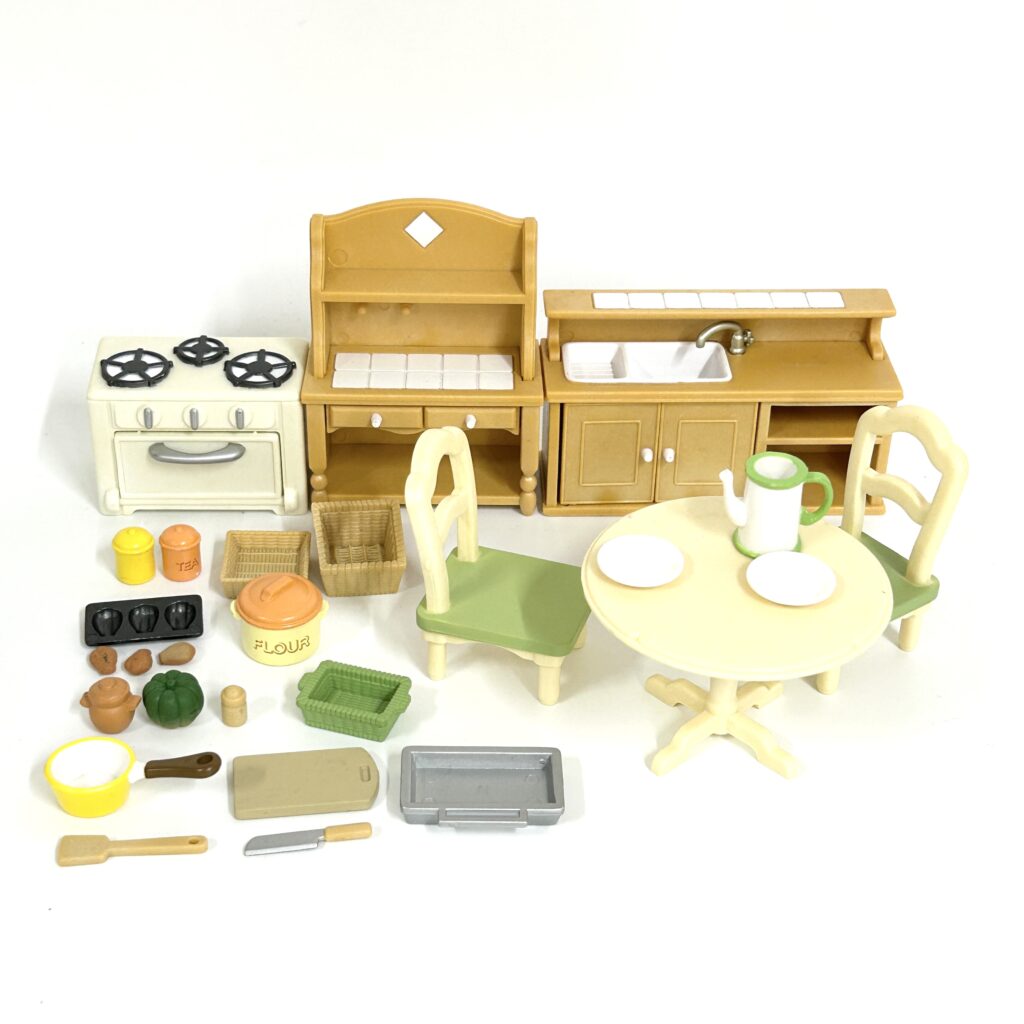 [used] Dining Room Set SE-150 Sylvanian Families Calico Critters