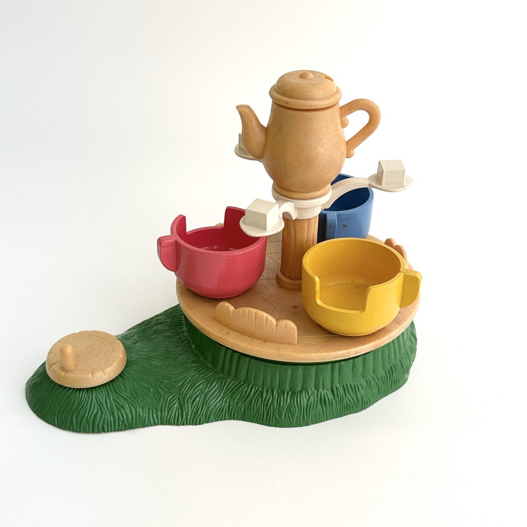 [used] Baby Coffee Cup Ride Playset KO-25 Sylvanian Families Calico Critters