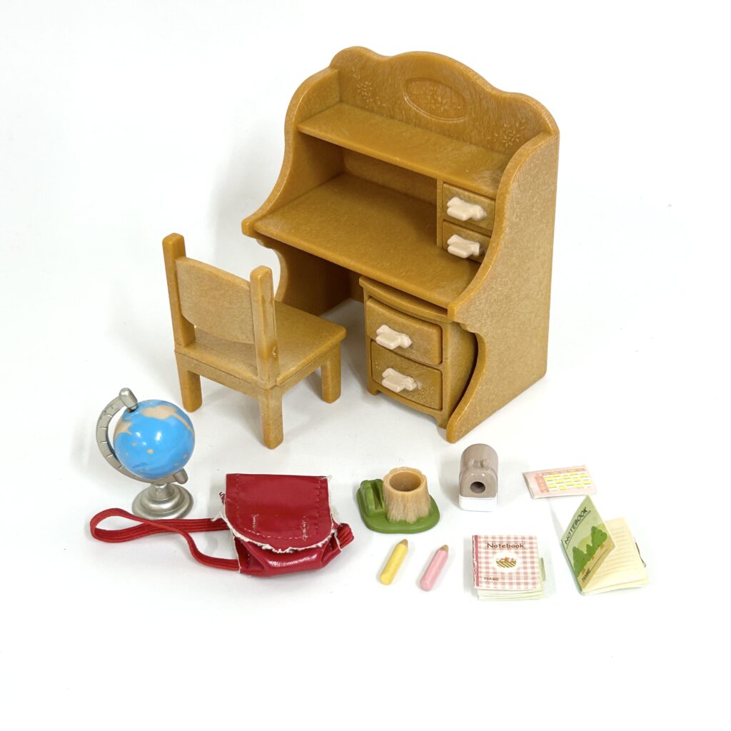 [used] Study Desk Set KA-309 Sylvanian Families Calico Critters
