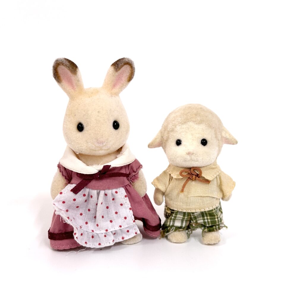 [used] Chocolate Rabbit Mother Sheep Boy Sylvanian Families Calico Critters
