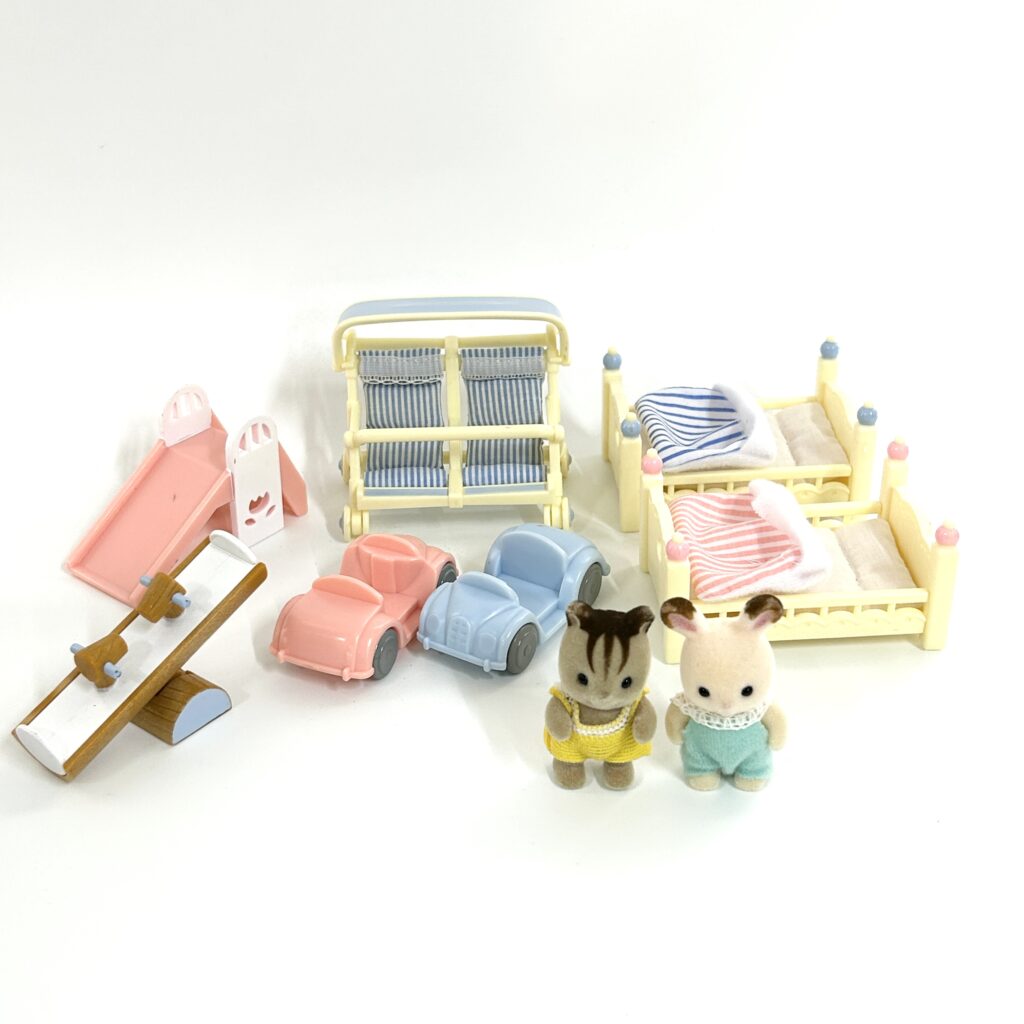 [used] Close Babies And Baby Furniture Set SE-190 Sylvanian Families Calico Critters